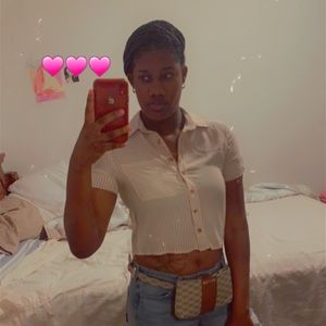 Meet your Posher, Shereka